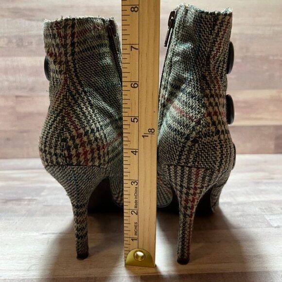 diba Plaid Ankle High Heel Boots With Button Detail & Side Zipper Closure - Picture 4 of 14